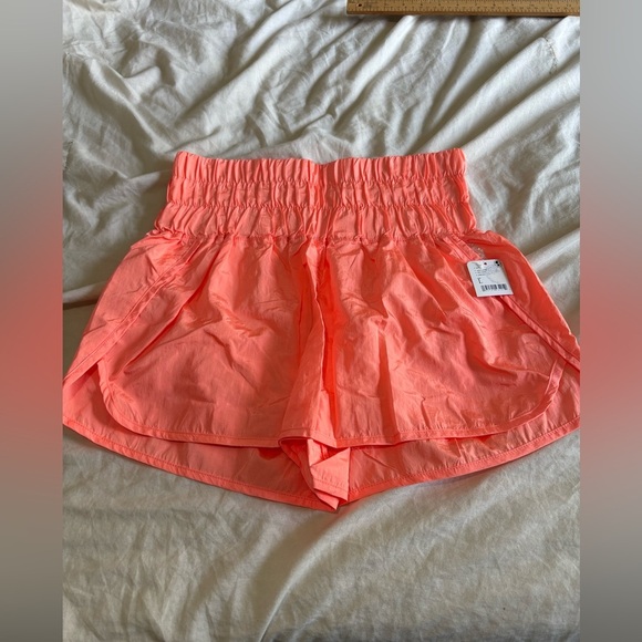 Free People NWT movement the way home shorts papaya punch size large - Picture 2 of 10